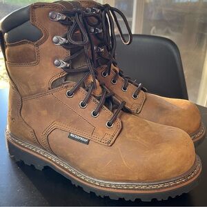 Men’s Thorogood leather work boots Size 8.5 Like new never worn